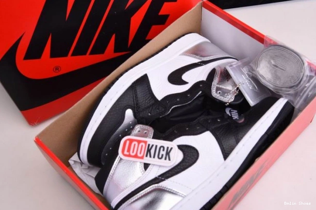 Bmlin Shoes CD0461-001 OG TOE JORDAN HIGH WMNS AIR 1 SILVER 0805